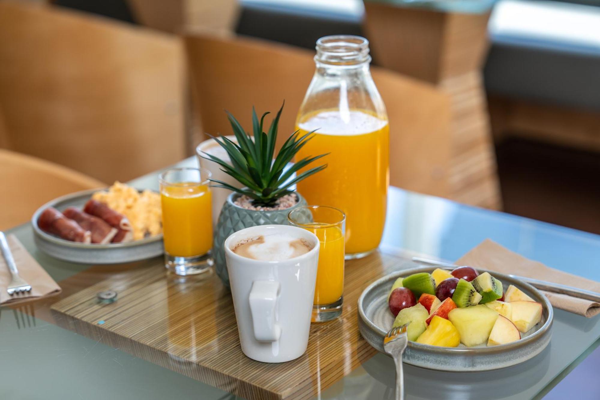 Ibis Madrid Alcobendas Ngoại thất bức ảnh