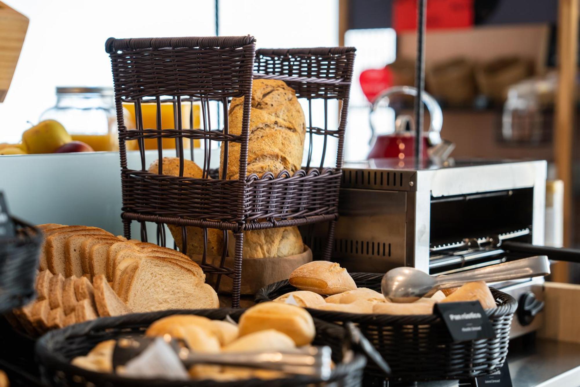 Ibis Madrid Alcobendas Ngoại thất bức ảnh