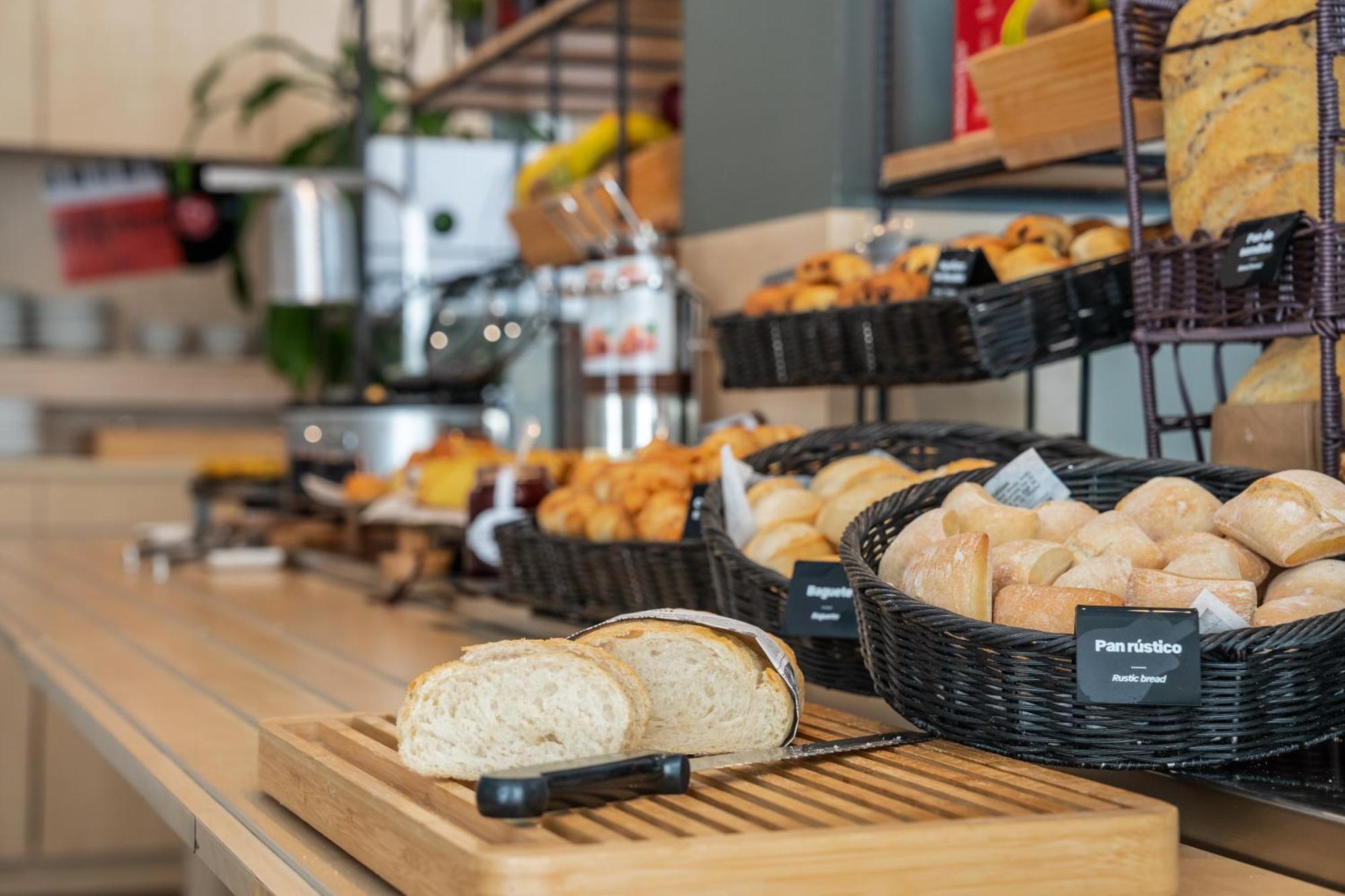 Ibis Madrid Alcobendas Ngoại thất bức ảnh