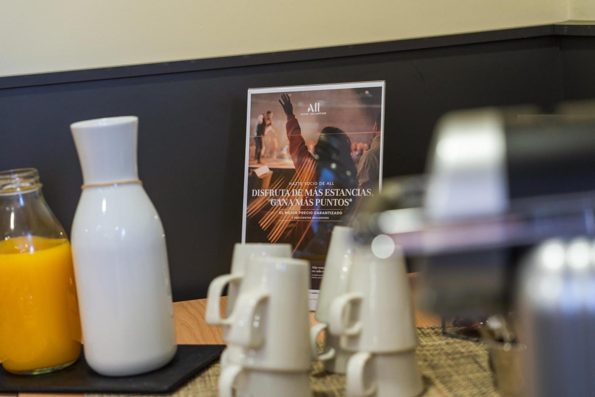 Ibis Madrid Alcobendas Ngoại thất bức ảnh