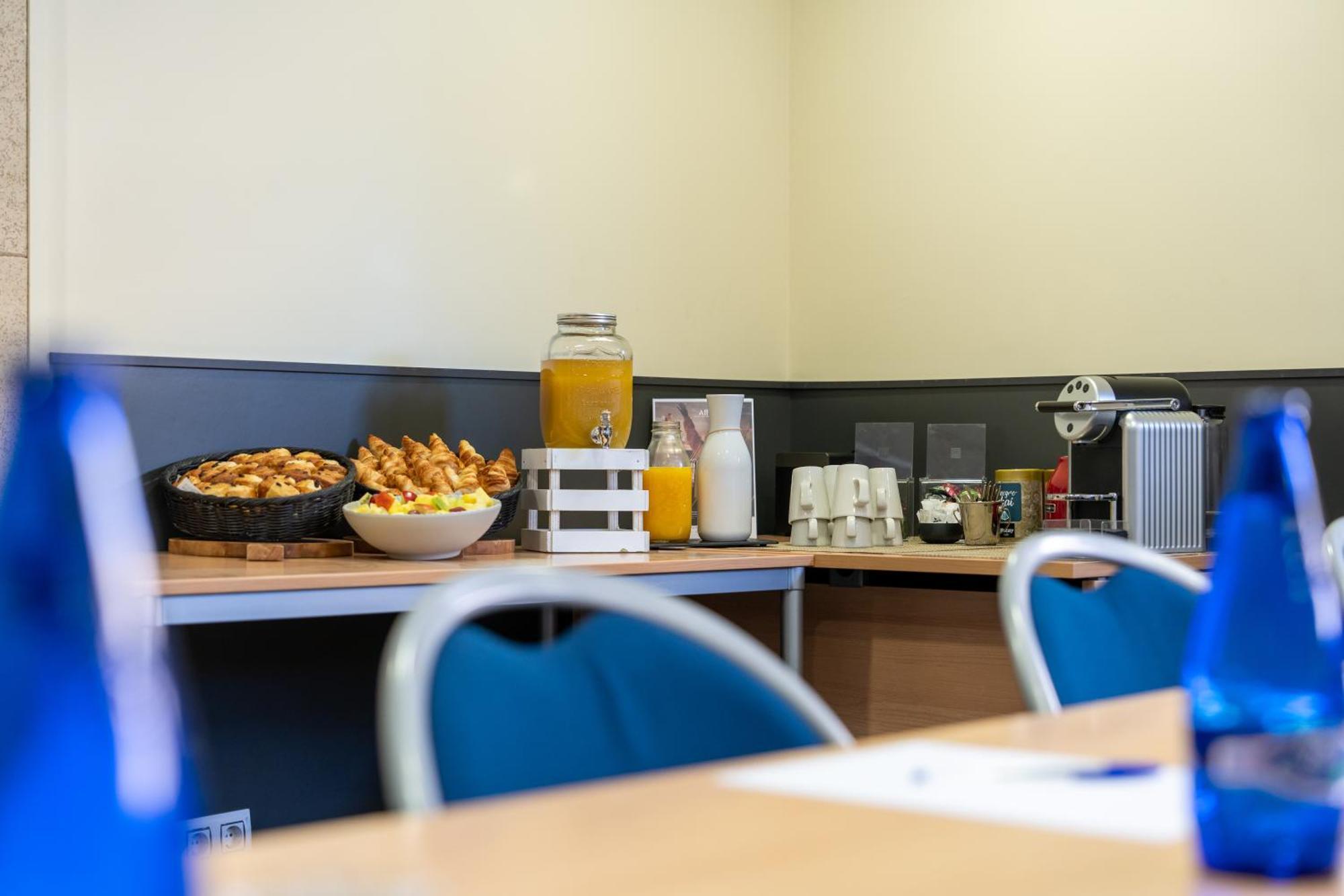 Ibis Madrid Alcobendas Ngoại thất bức ảnh
