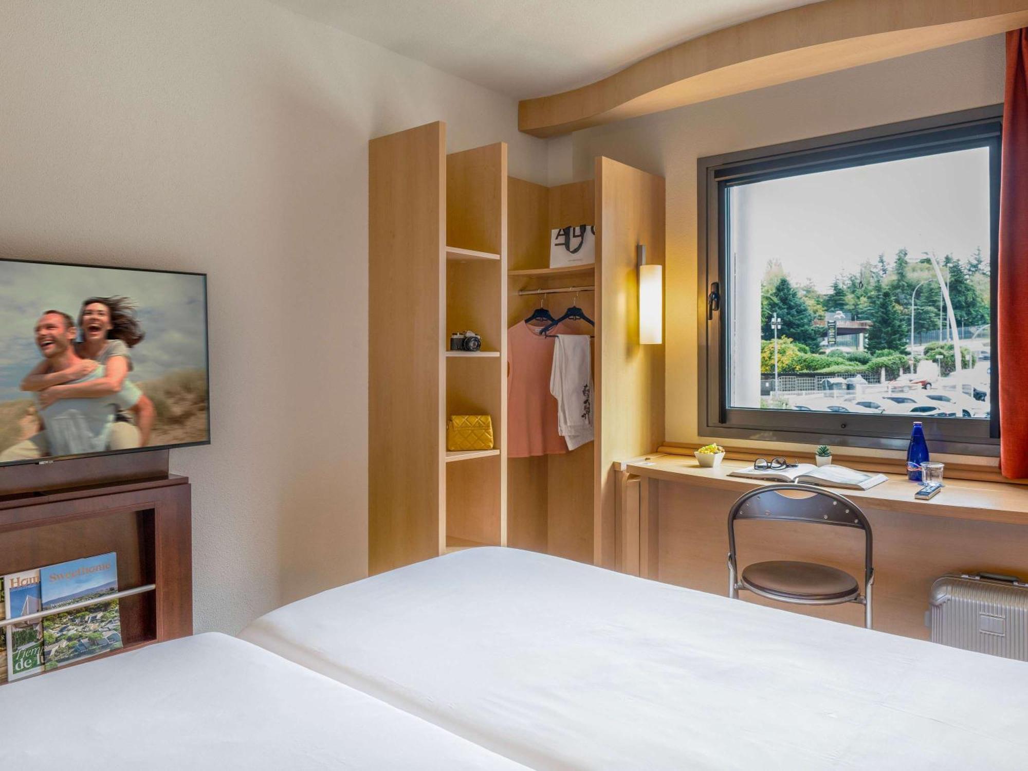 Ibis Madrid Alcobendas Ngoại thất bức ảnh