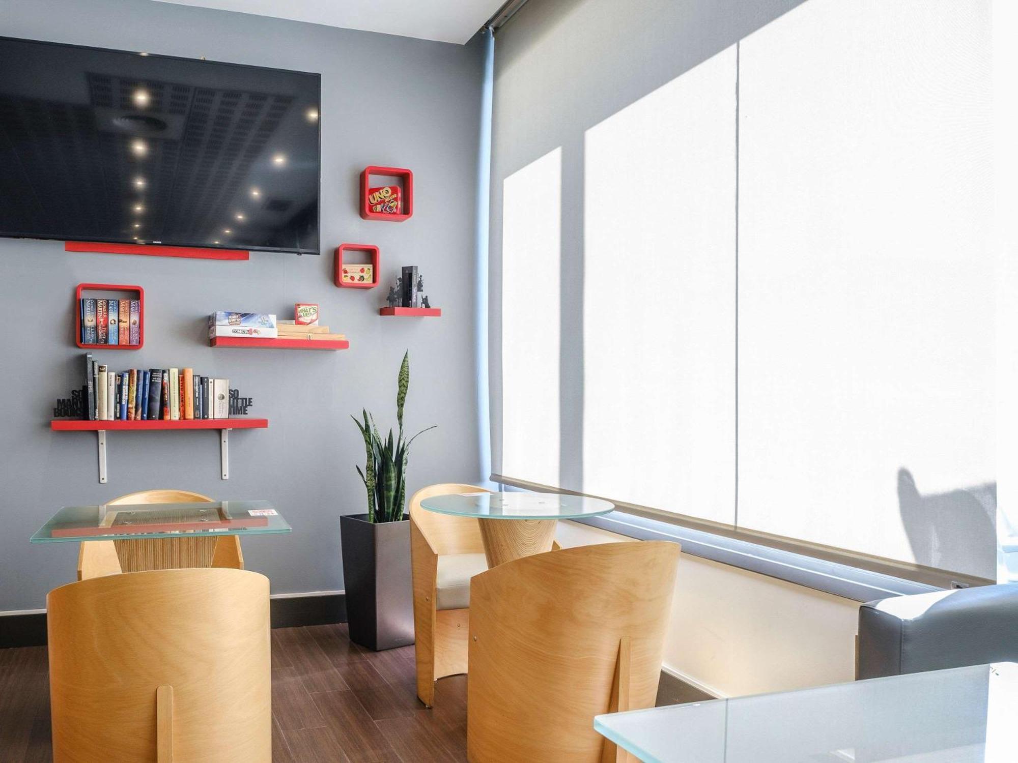 Ibis Madrid Alcobendas Ngoại thất bức ảnh